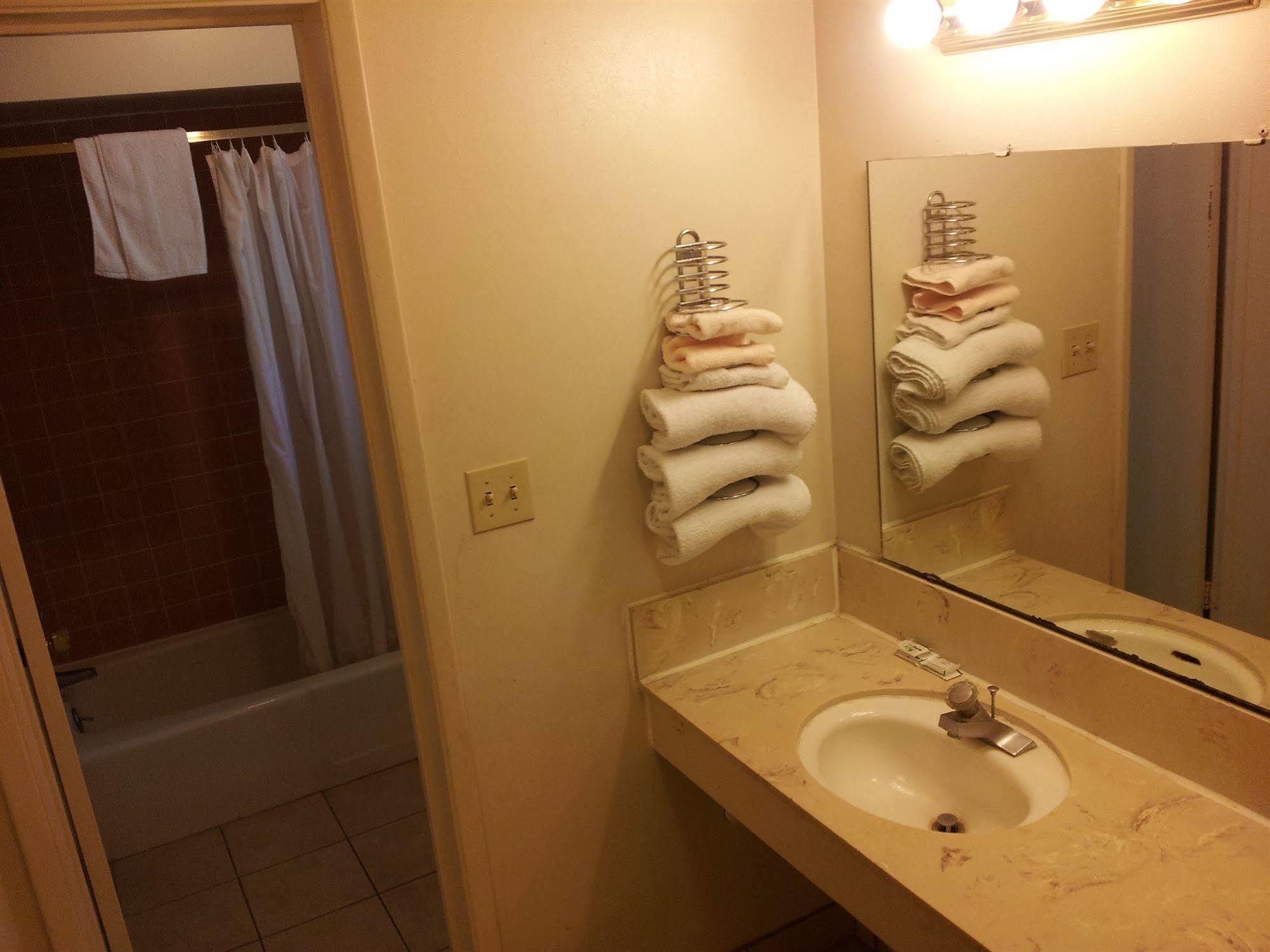 El Rancho Motel Lodi Zewnętrze zdjęcie